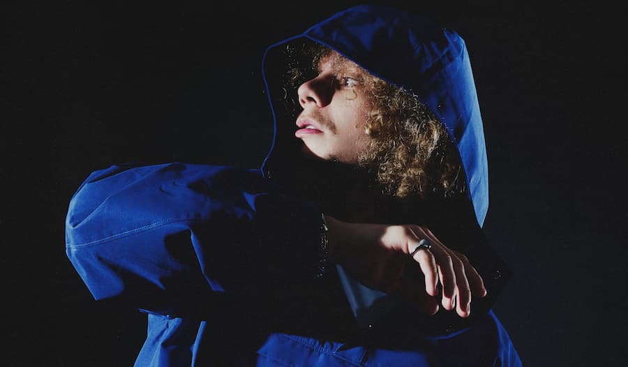 Tommy Saint shares new dual-single ‘test my love / who knows?’