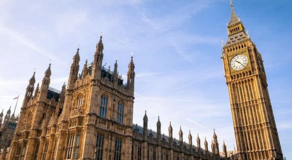 The government confirms that recording studios and music video productions can go ahead during lockdown!