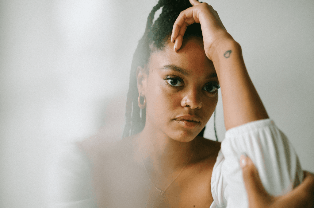 Ireland’s shiv Has Unveiled Her Debut EP ‘me 2 me’
