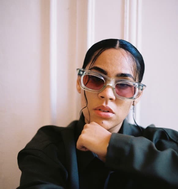 Rising Songstress Zanillya Shares Hypnotic Genre Defying Track “Million Reasons”