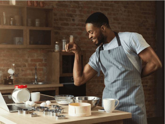Seafood Boils & Sprinkle Cakes: At-home Food Selling Is Concerning The Food Standards Agency