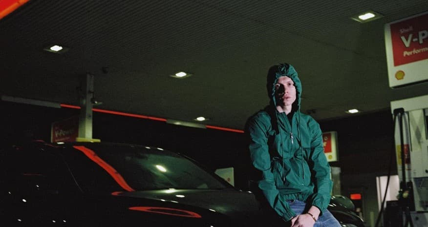 London Newcomer SLEW Shares All New Drill-Infused Single “3-ON”