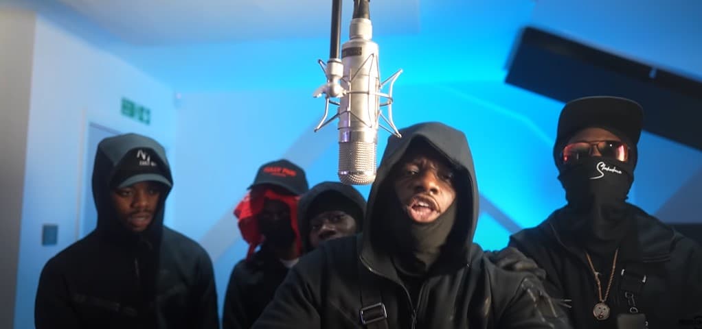 OFB’s Dezzie Unveils ‘Plugged In’ With Fumez The Engineer