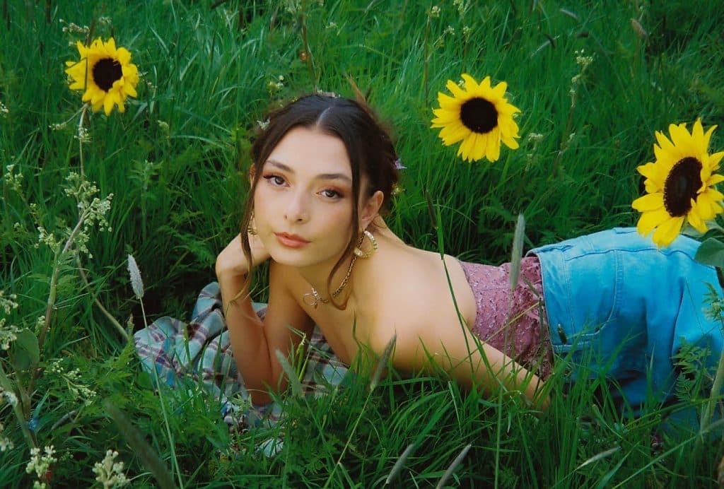 South London’s Loie Continues Her Ascension With ‘Pocket World’