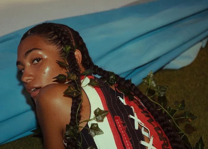 Rising Songstress Olivia Dean Shares All-New ‘Growth’ EP