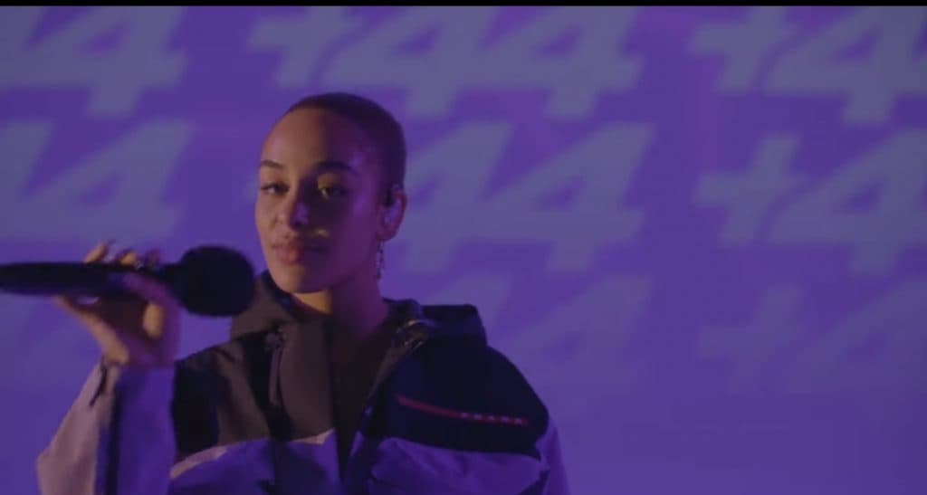 Jorja Smith Performs ‘Time’ on Amazon’s +44 Aux Cord