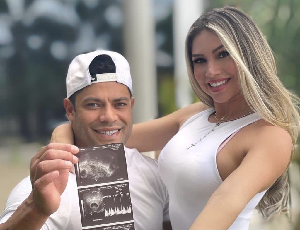 Brazilian Football Star Hulk Expecting Baby With His Niece
