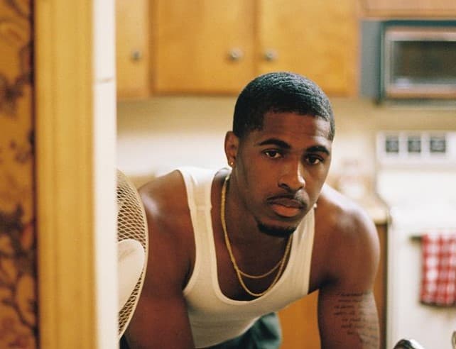 Khamari Shares Thought Provoking Single “Doctor, My Eyes”
