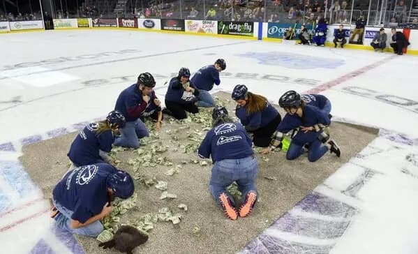 Teachers Fight For Cash In Arena To Pay For Classroom Supplies