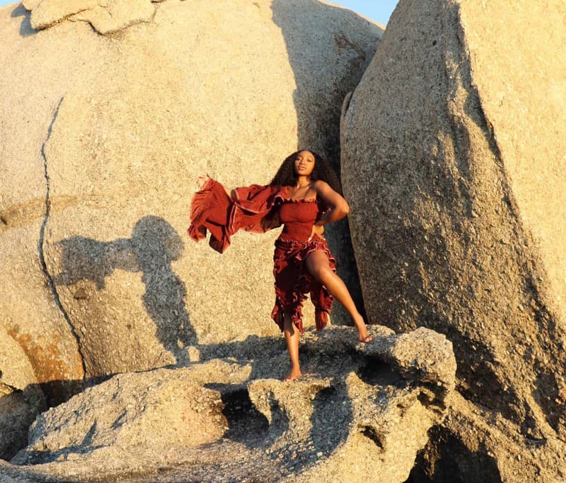 Spiraling Songstress FRYA Unveils Highly Awaited Debut Album ‘Balance’