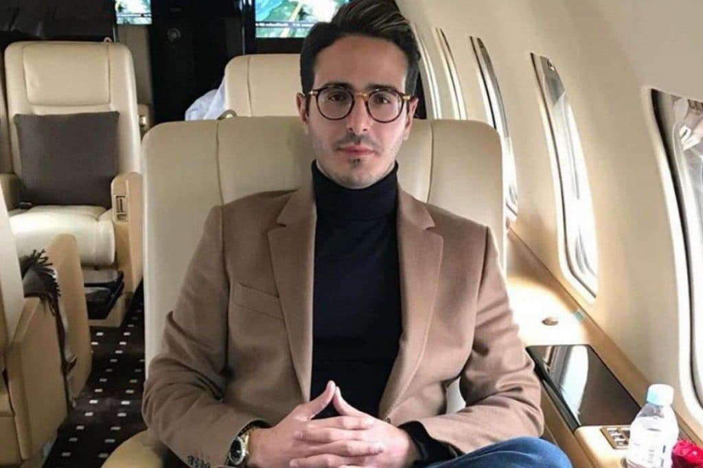 ‘Tinder Swindler’ Signs With Hollywood Agent In Hopes Of Landing His Own Dating Show