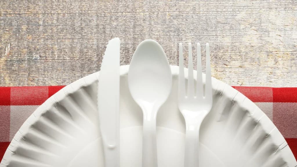 Single Use Cutlery And Plates To Be Banned In England