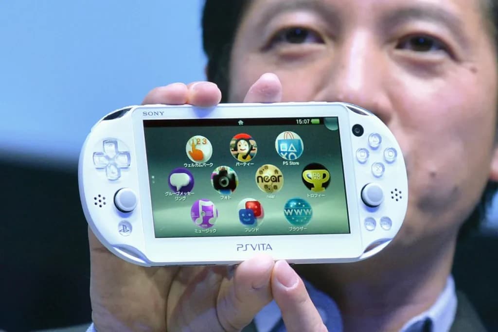 Sony Reportedly Working On A New Portable PlayStation Device Codenamed ”Q-lite”