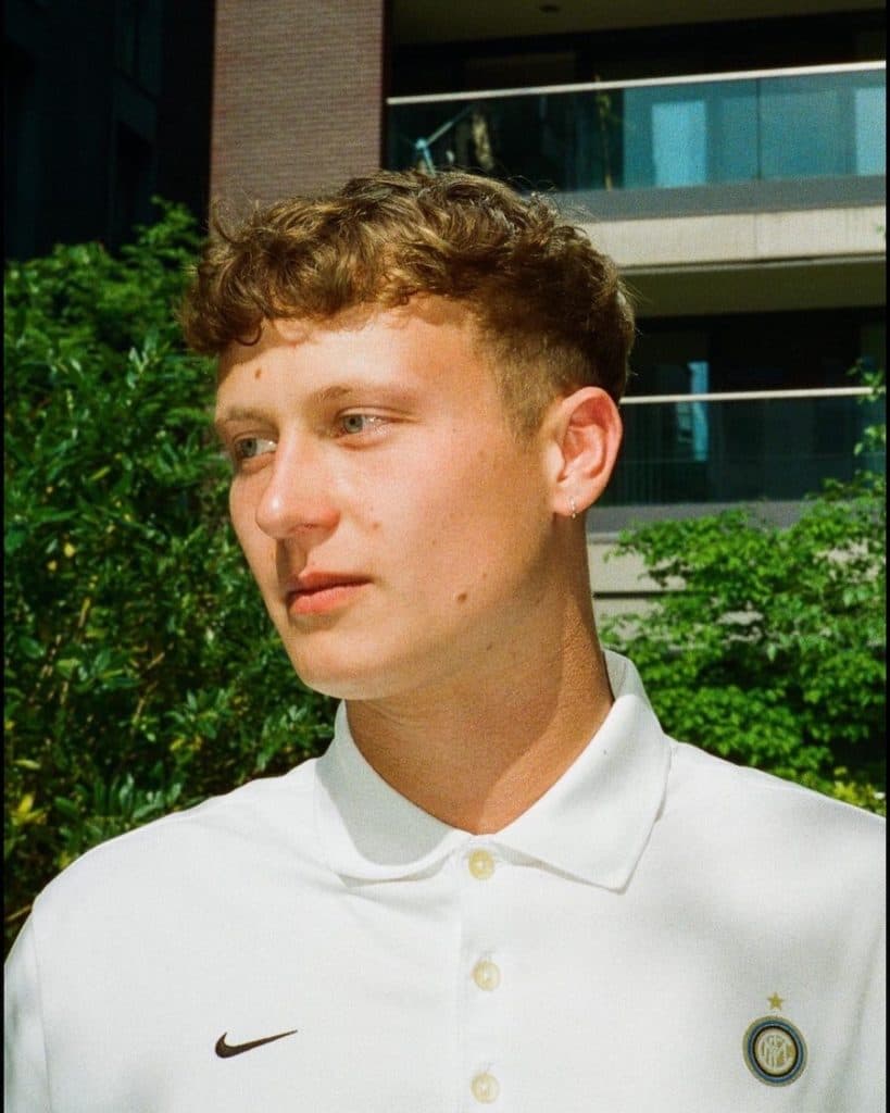 Rising London-Artist Implicit Shares Debut Solo Project “Virtually Never Mellow”
