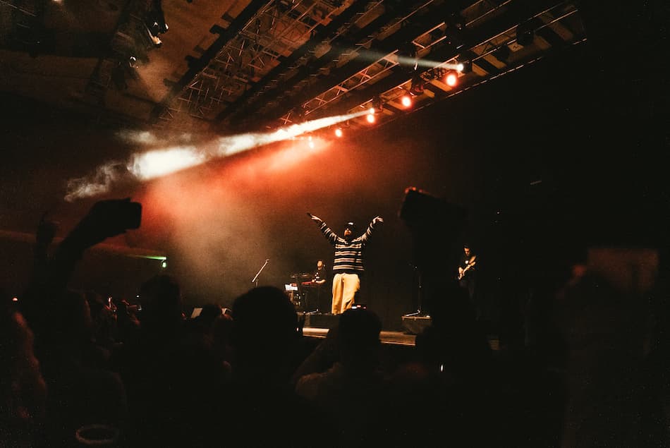 Sam Tompkins Lights Up Brighton Dome On His UK Tour