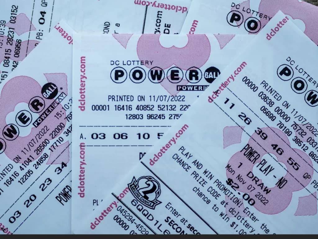 Man Decides To Sue Powerball After Being Told His $340M ‘Win’ Was A Mistake