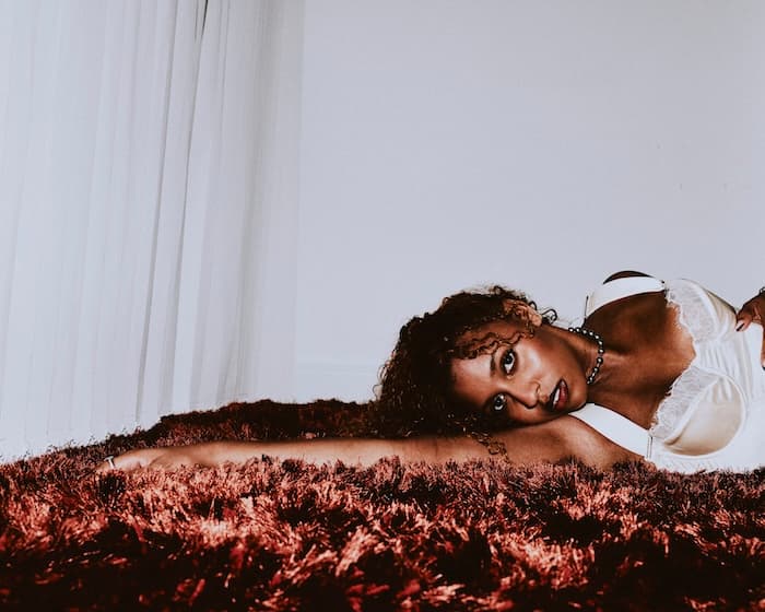 Jacklyn offloads brand new single ‘Speechless’