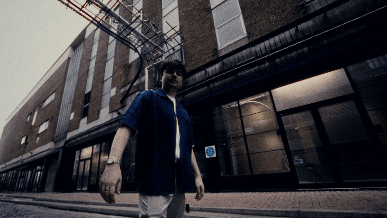 Jackson Homer Releases New Album ‘Nu Wav(s) & Fade Outs’