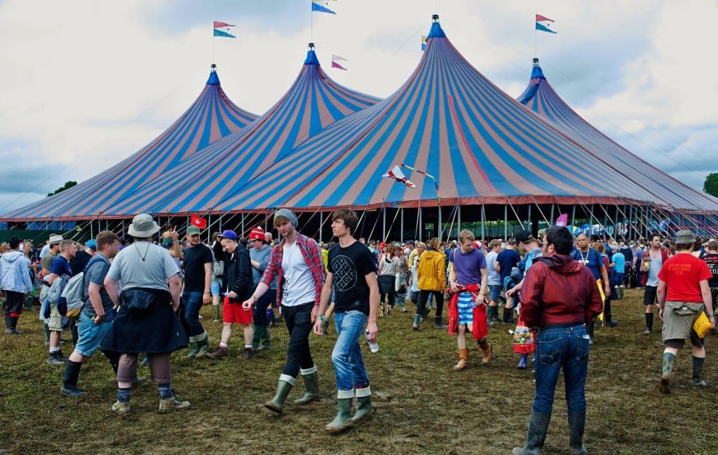 Lorde Plays Secret Glastonbury Set On Woodsies Stage