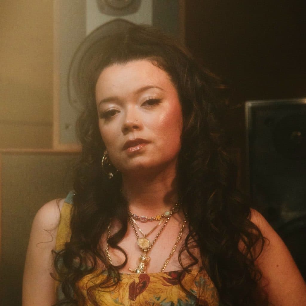 Clementine Douglas Forges Her Own Sonic Path With Debut Solo Single “Riddles”