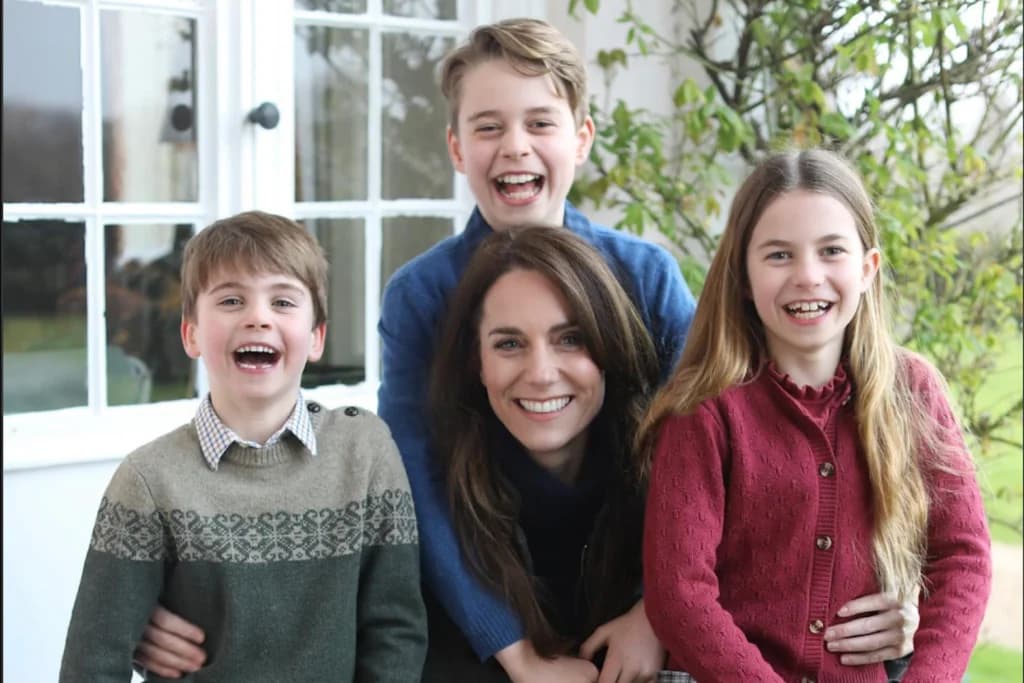 Kate Middleton Says She Was Personally Just Experimenting With Editing In Her Controversial Mother’s Day Post