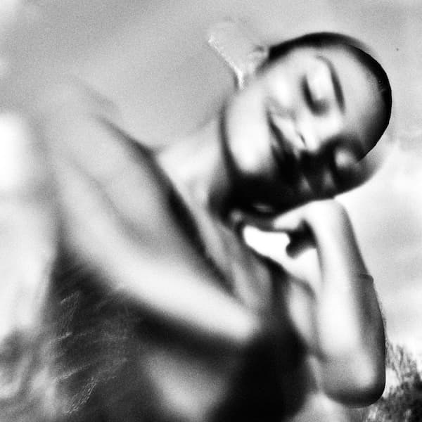 Olivia Dean breaks new UK Chart Record with four singles simultaneously in UK Top 10