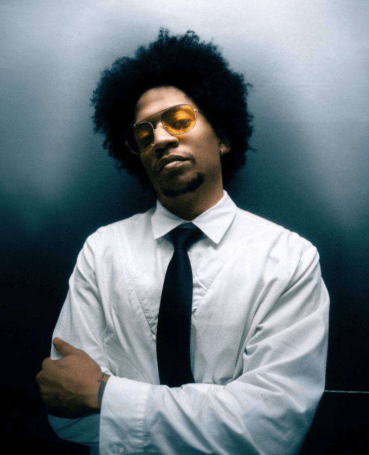 Lou Phelps Shares Brand New Single ‘IS MY MIC ON’ With Sophomore Album ‘Chélbè’ Out April 4th
